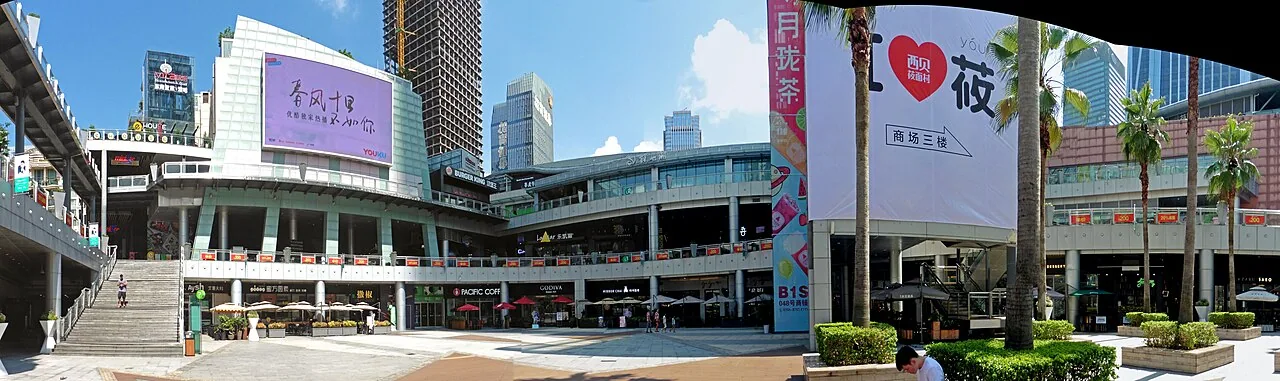 COCO Park in the Futian CBD, the district’s main dining and nightlife complex